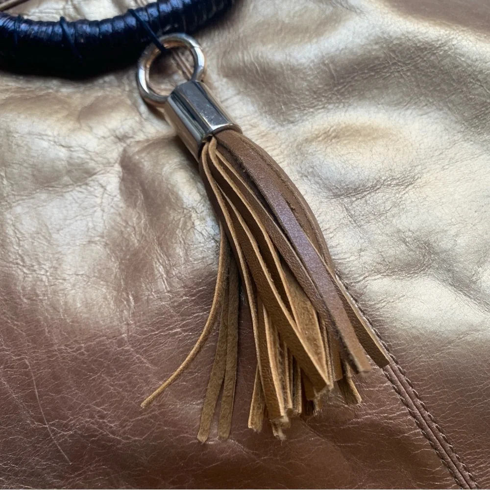 ALFANI LEATHER Gorgeous Golden Leather Shoulder Bag Fringe Detail Magnet Closure